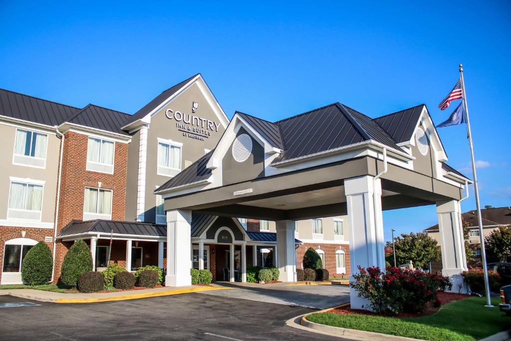 Country Inn & Suites by Radisson Richmond West at I-64 VA Main image 1